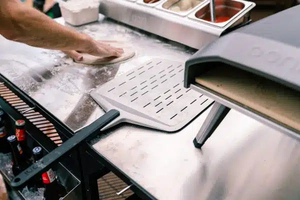 Pala/ Espátula Perforada Ooni 14