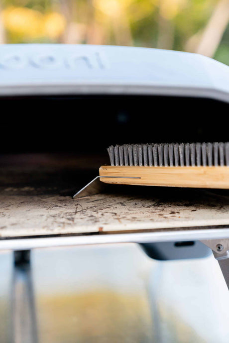 Cepillo de Limpieza para Horno de Pizza - Ooni